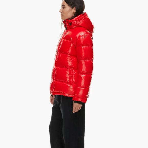 The Super Puff - Classic Hi-Gloss - Red/Catalina 2XS - Picture 3 of 9